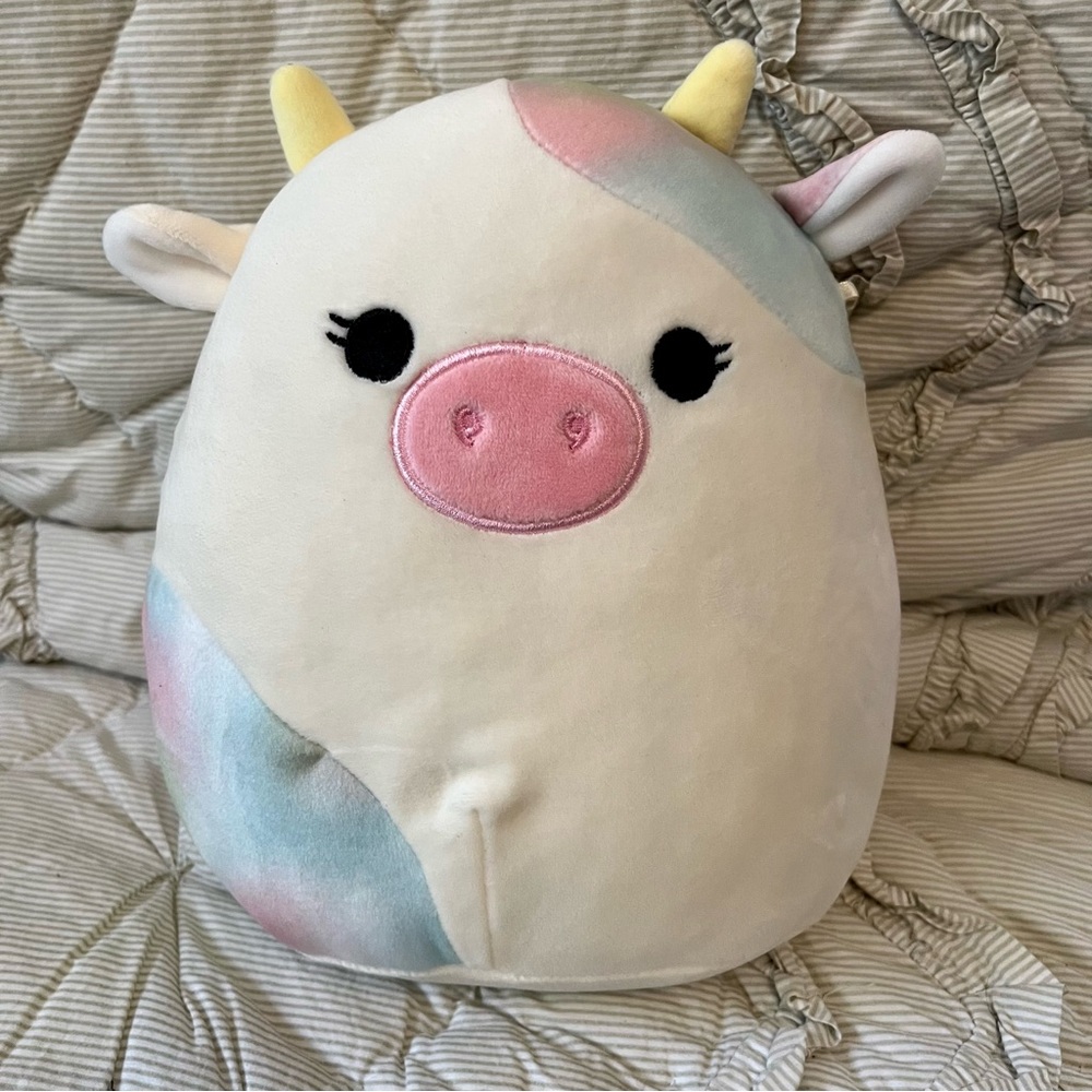 NWT - Squishmallows Candess the Cow